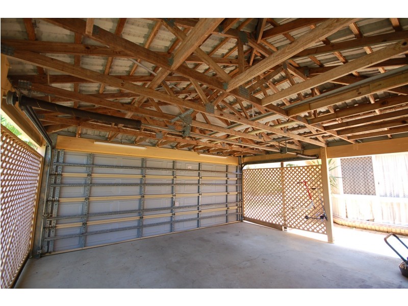 2 Wyara Court, Petrie QLD 4502