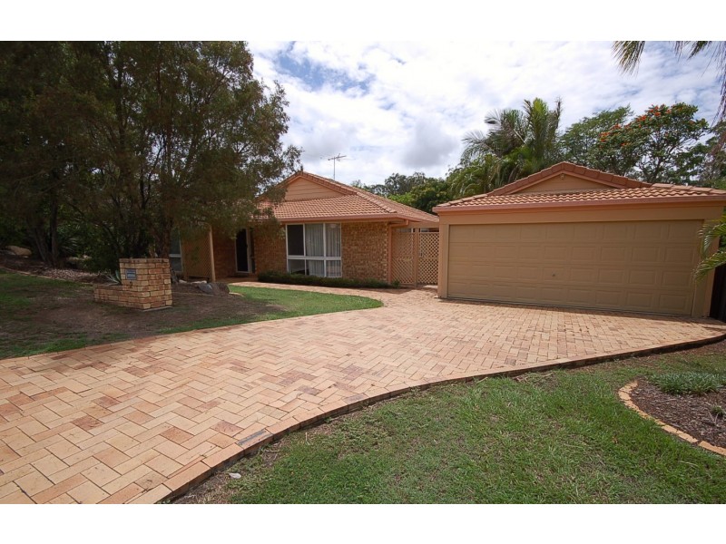 2 Wyara Court, Petrie QLD 4502
