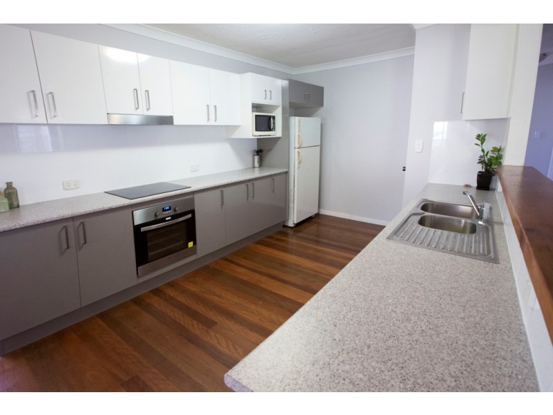 2 Windrest Street, Strathpine QLD 4500