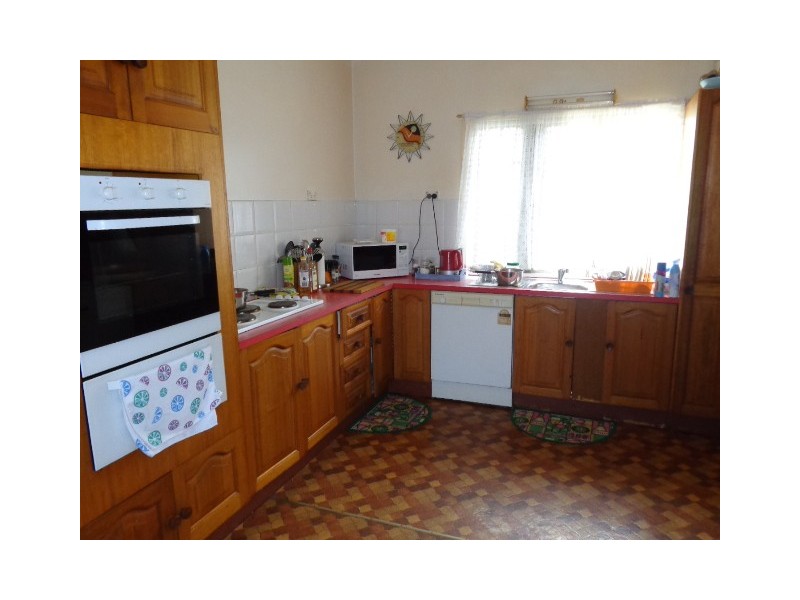 15 Reid Street, Petrie QLD 4502