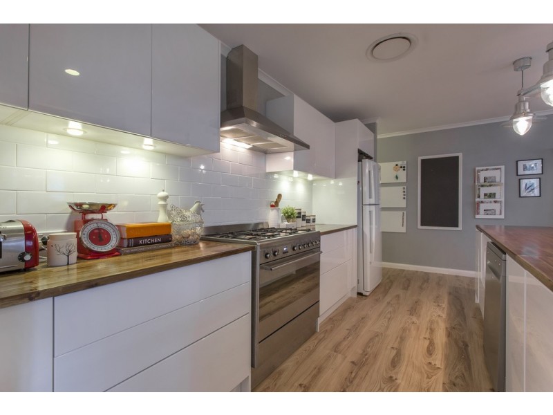 144 Faheys Road West, Albany Creek QLD 4035