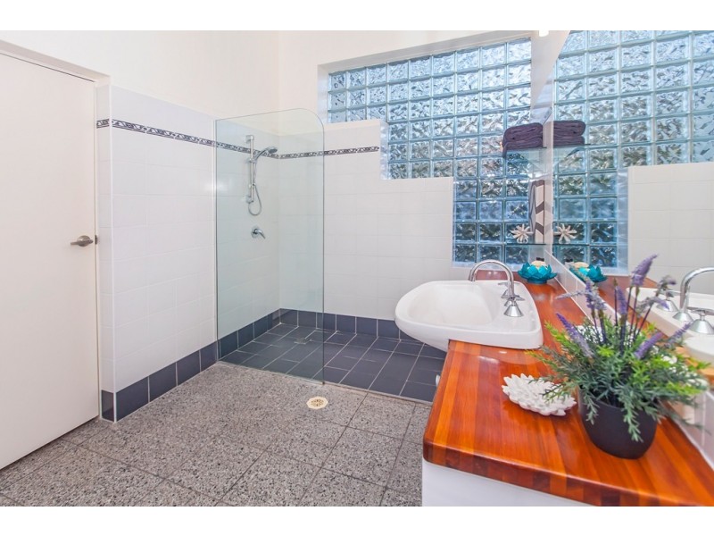 71 Whiteside Road, Whiteside QLD 4503