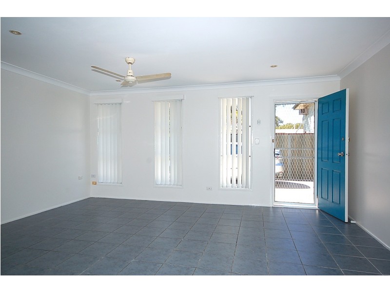 2/9 Harvey Street, Strathpine QLD 4500