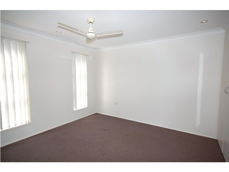 2/9 Harvey Street, Strathpine QLD 4500