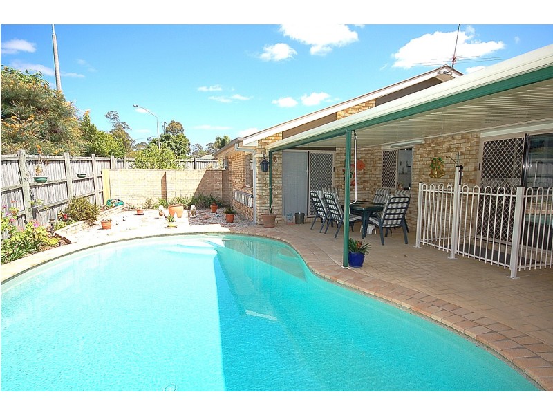 2 Pine Crest Drive, Kurwongbah QLD 4503