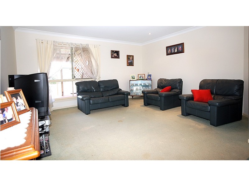 6 Parklane Place, Strathpine QLD 4500