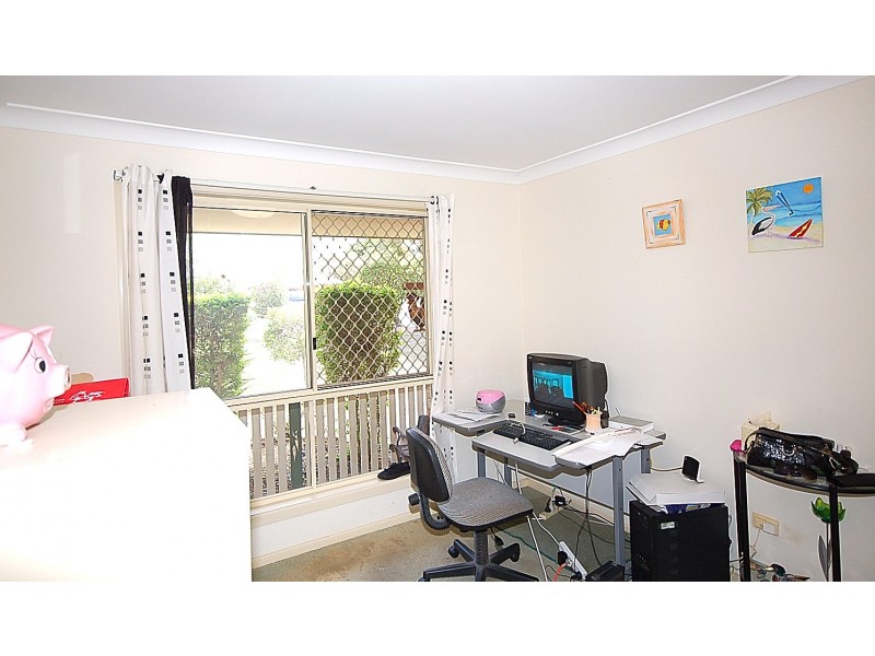 6 Parklane Place, Strathpine QLD 4500