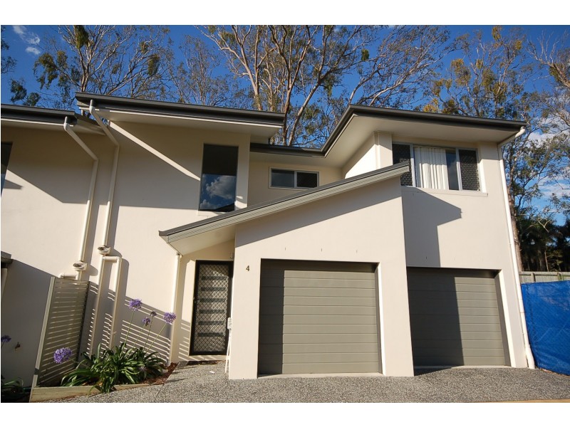 4/5 Pine Valley Drive, Joyner QLD 4500