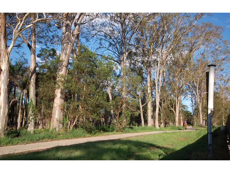 4/5 Pine Valley Drive, Joyner QLD 4500