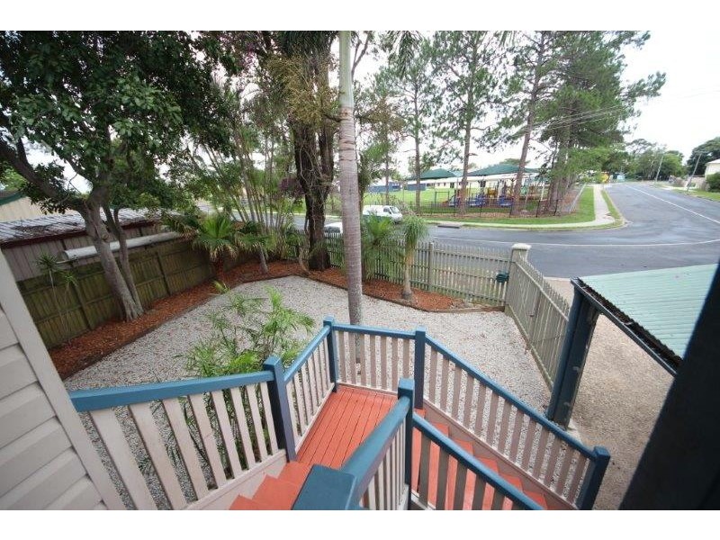 27 Storey Road, Kallangur QLD 4503