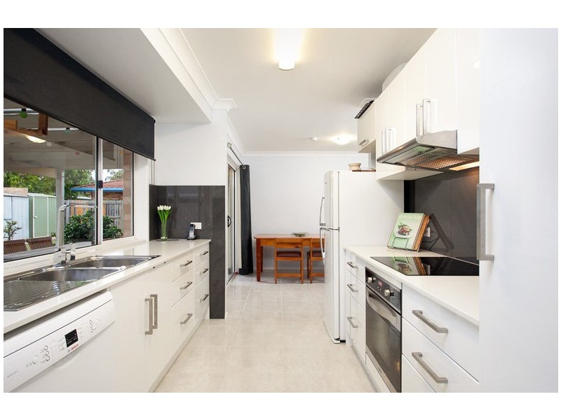 4 Glen Street, Bray Park QLD 4500