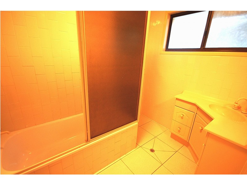 24 Killara Crescent, Petrie QLD 4502