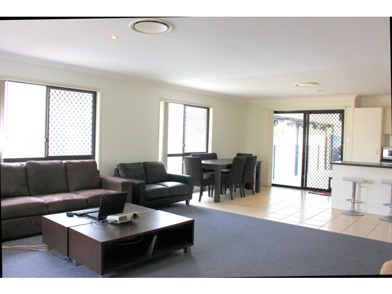 83 Everest Street, Warner QLD 4500