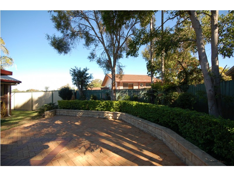 2 Danton Court, Petrie QLD 4502