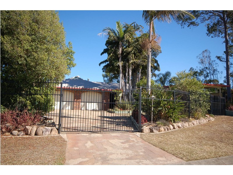 2 Danton Court, Petrie QLD 4502