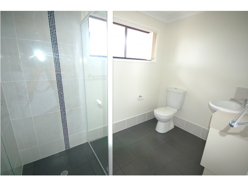 6/118 Samsonvale Road, Strathpine QLD 4500