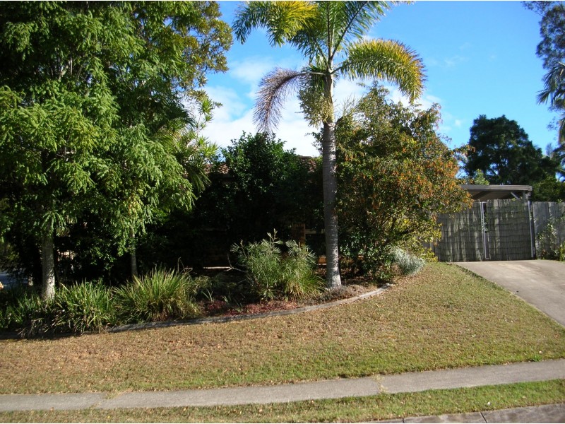 2 Connewarre Court, Petrie QLD 4502