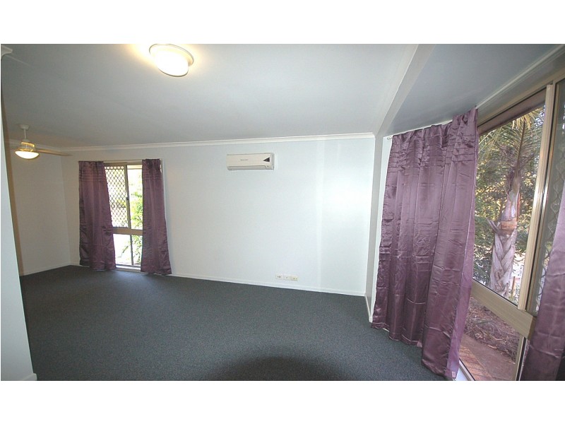 2 Connewarre Court, Petrie QLD 4502