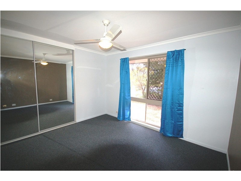 2 Connewarre Court, Petrie QLD 4502