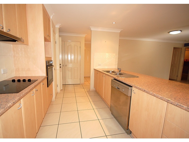 17 Hopkins Street, Petrie QLD 4502