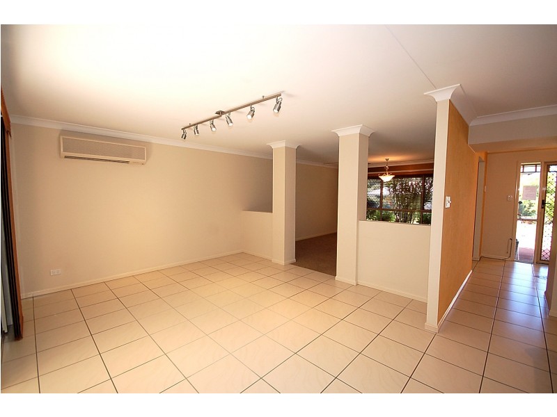 17 Hopkins Street, Petrie QLD 4502