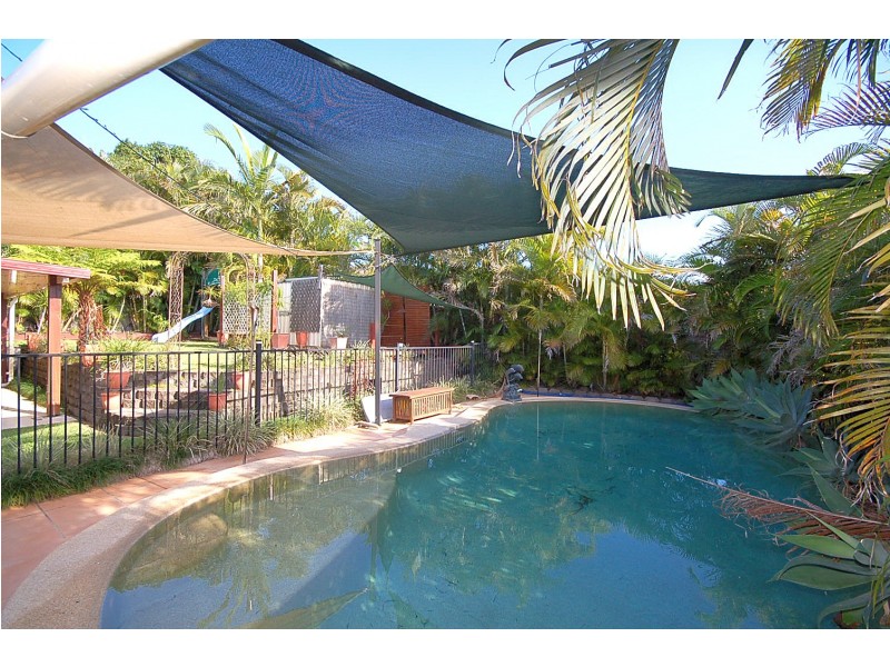 17 Hopkins Street, Petrie QLD 4502