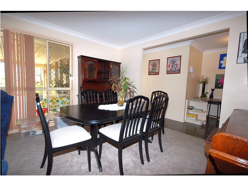 12 Kurrajong Drive, Warner QLD 4500