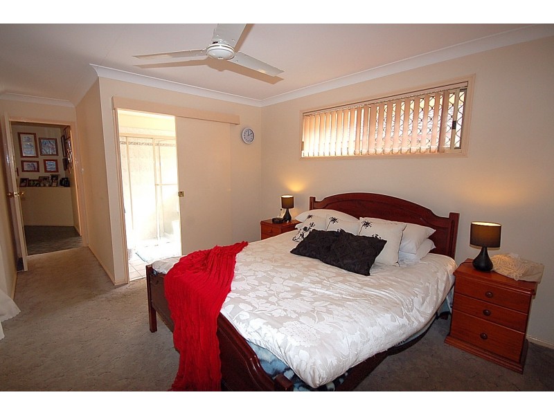 12 Kurrajong Drive, Warner QLD 4500