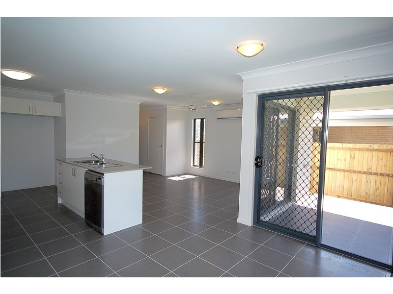 5 Tahr Place, Dakabin QLD 4503