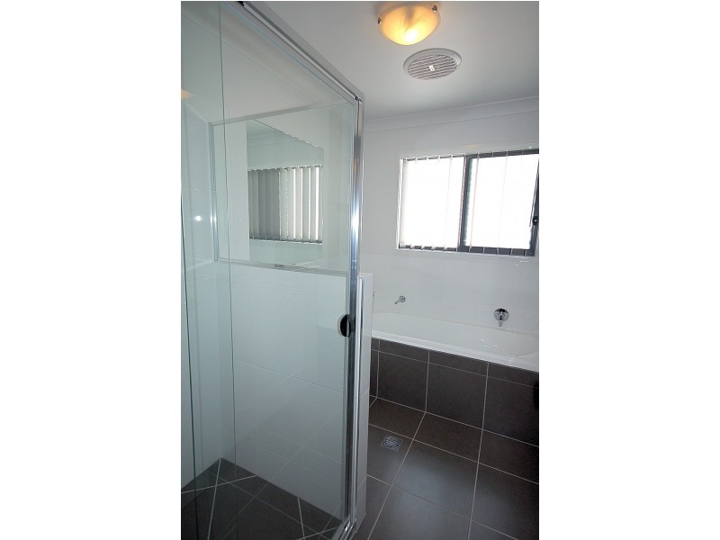 5 Tahr Place, Dakabin QLD 4503