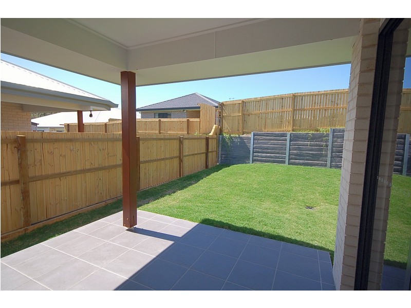 5 Tahr Place, Dakabin QLD 4503