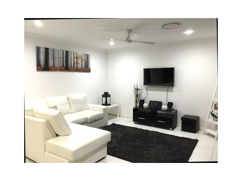 9 Bow Street, Bray Park QLD 4500