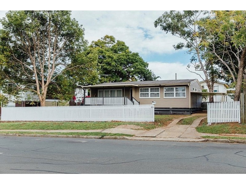 35 Bray Road, Lawnton QLD 4501