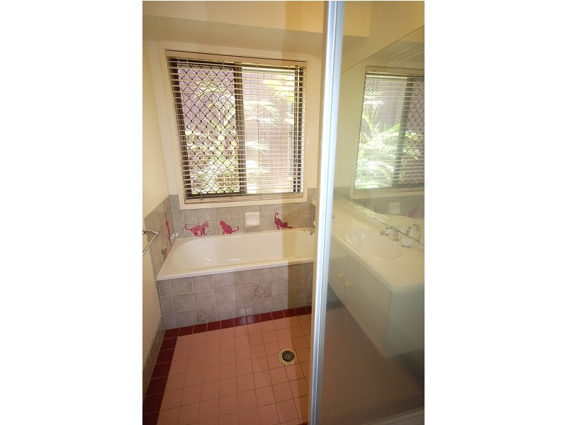 22 Eyre Avenue, Petrie QLD 4502