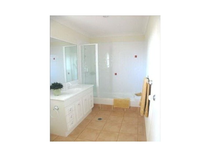 2 Nicol Way, Brendale QLD 4500