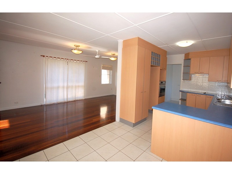 24 Spitfire Avenue, Strathpine QLD 4500
