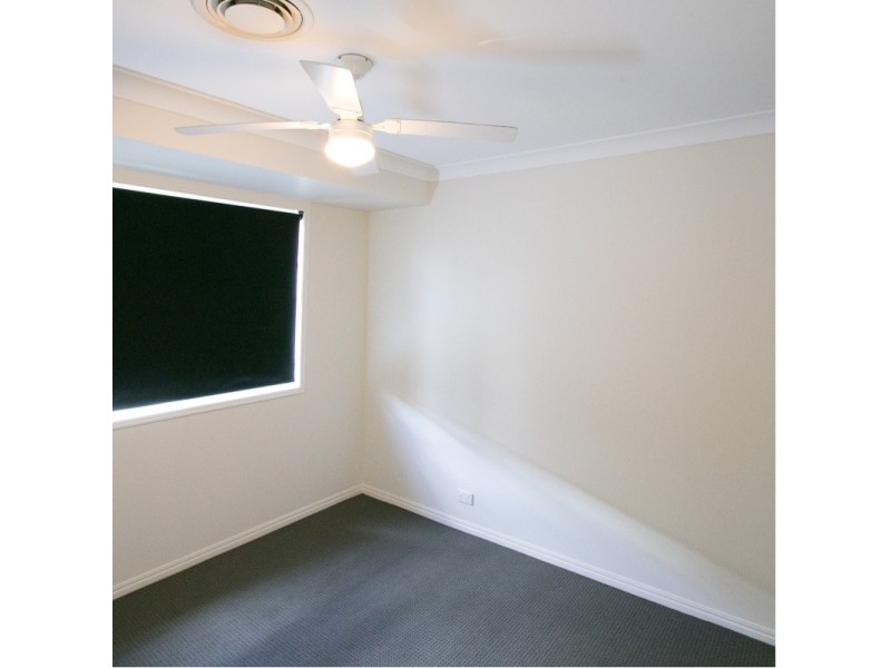 45 Vaucluse Crescent, Petrie QLD 4502