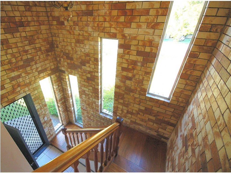 9 Leis Parade, Lawnton QLD 4501