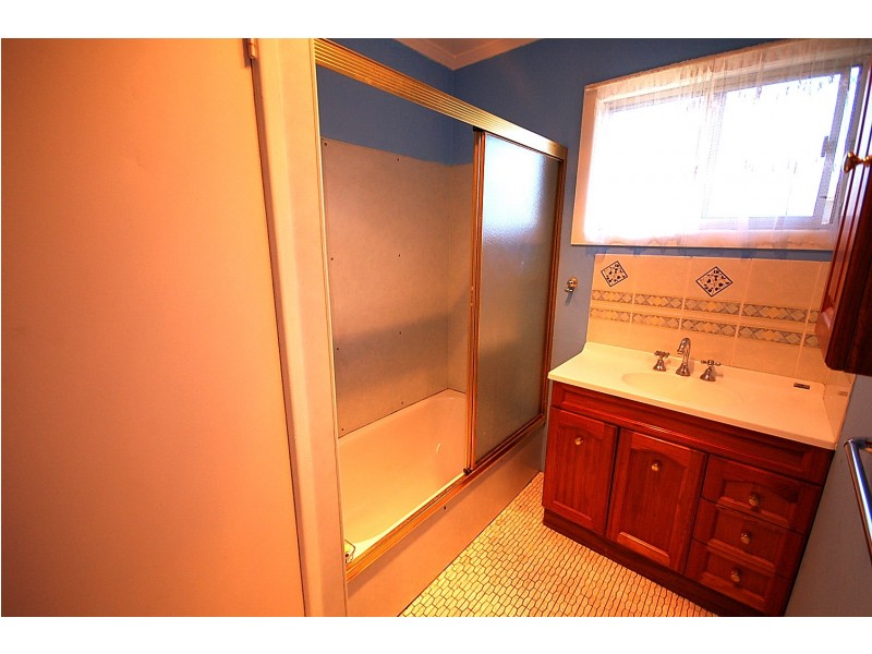 9 Leis Parade, Lawnton QLD 4501