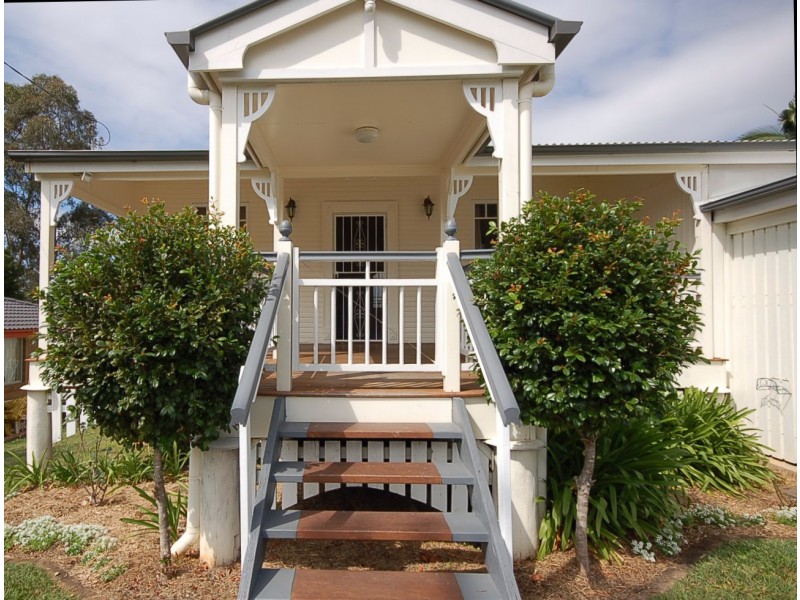 34 Frenchs Road, Petrie QLD 4502