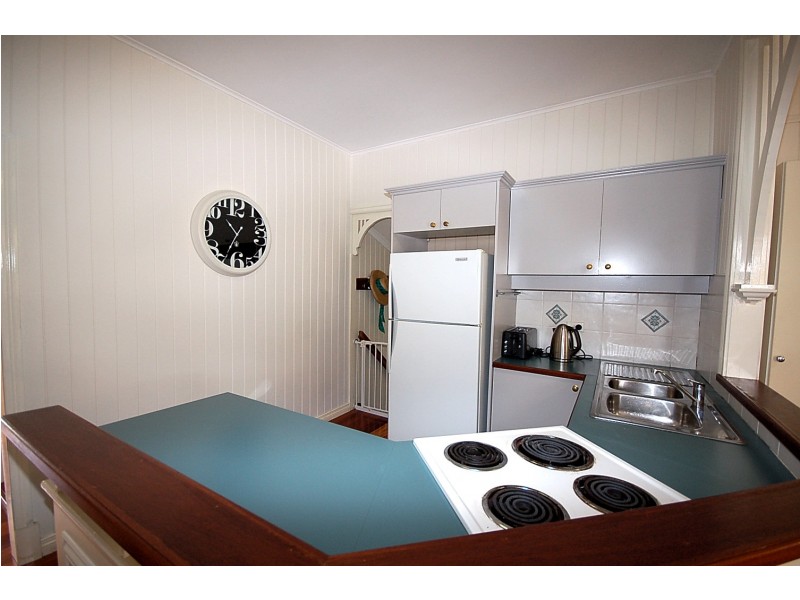 34 Frenchs Road, Petrie QLD 4502