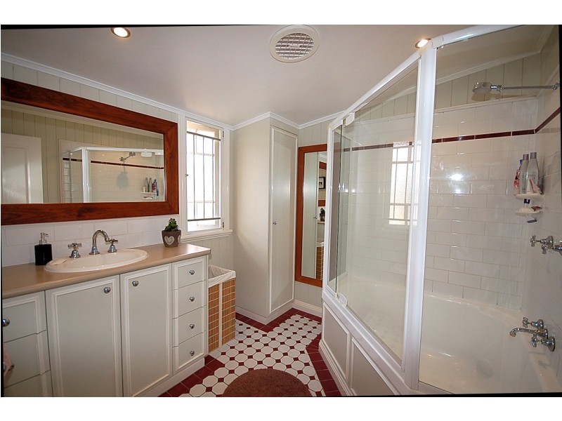 34 Frenchs Road, Petrie QLD 4502