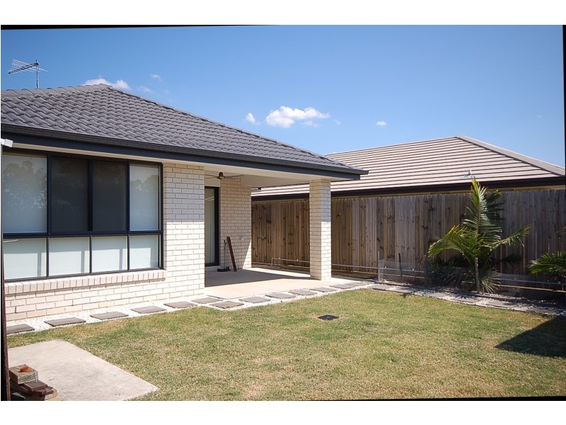 9 Bow Street, Bray Park QLD 4500