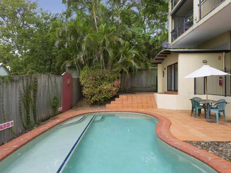 5 Heidelberg Street, East Brisbane QLD 4169