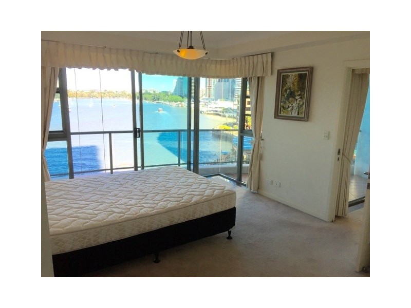 35 Howard Street, Brisbane City QLD 4000