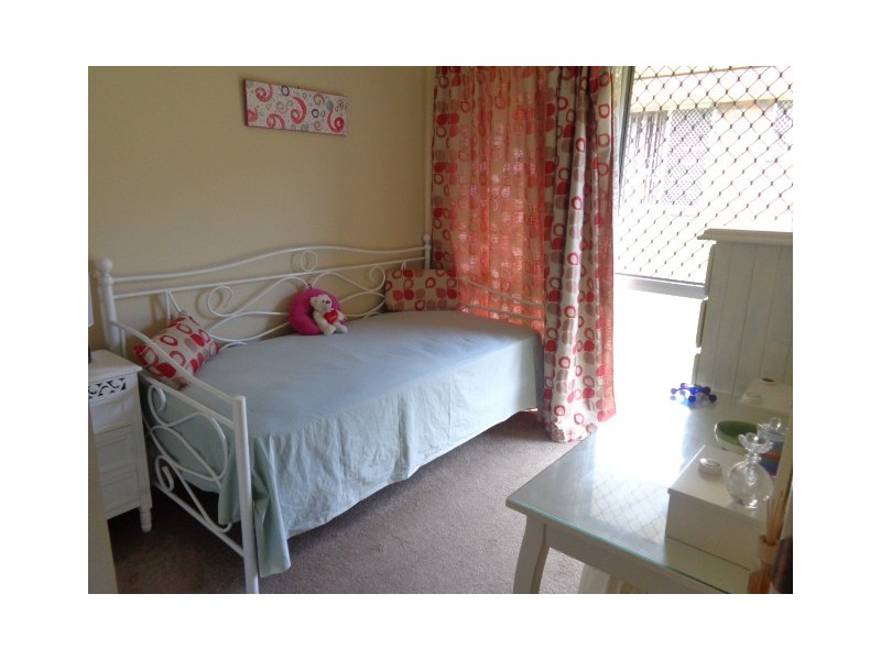 11 West Dianne Street, Lawnton QLD 4501