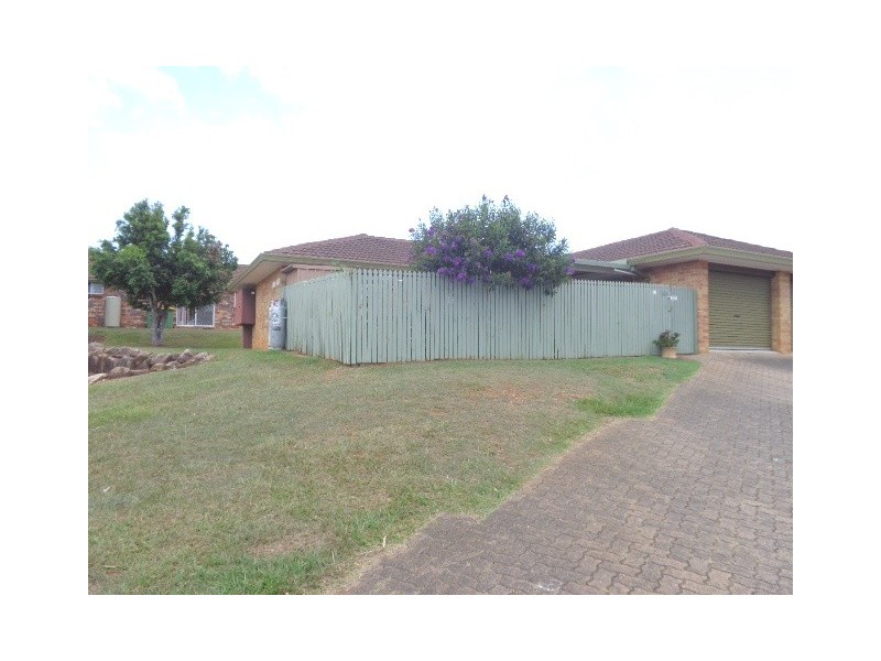 11 West Dianne Street, Lawnton QLD 4501