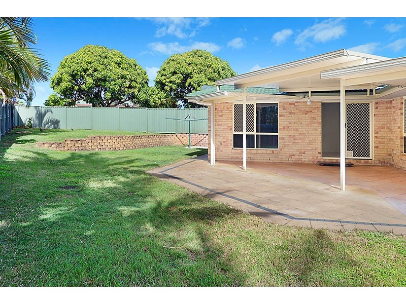 16 Kinross Street, Strathpine QLD 4500
