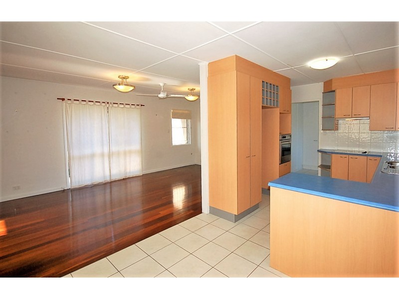 24 Spitfire Avenue, Strathpine QLD 4500