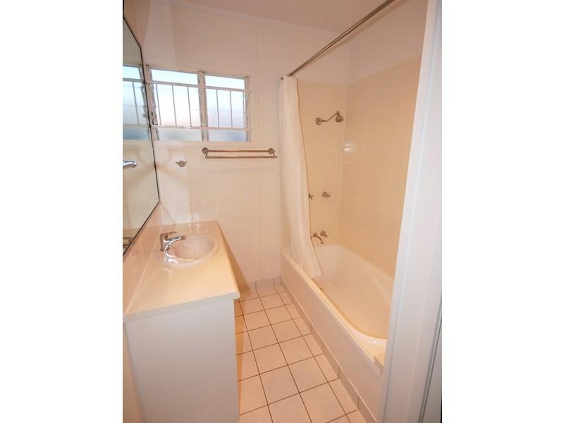 24 Spitfire Avenue, Strathpine QLD 4500
